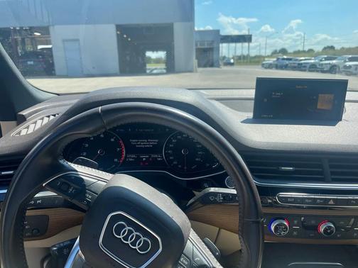 2017 Audi Q7 3.0T Premium