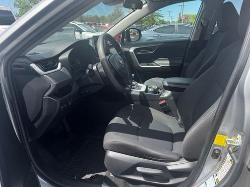 Silver Sky Metallic 2021 Toyota RAV4 Hybrid LE