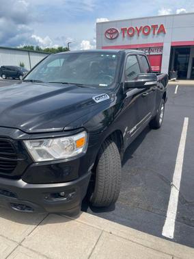 Diamond Black Crystal Pearlcoat 2020 RAM 1500 Big Horn/Lone Star