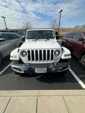 Bright White Clearcoat 2023 Jeep Wrangler 4xe Sahara