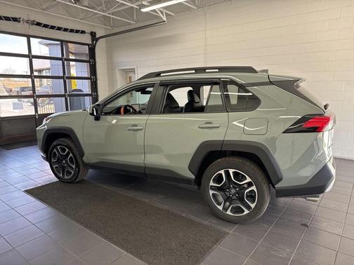 2019 Toyota RAV4 Adventure