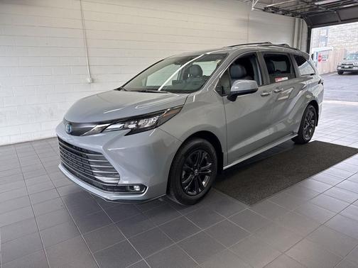 Cement 2024 Toyota Sienna Woodland Edition