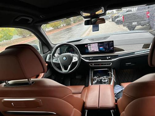 2023 BMW X7 xDrive40i