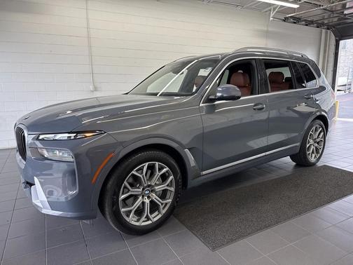 2023 BMW X7 xDrive40i