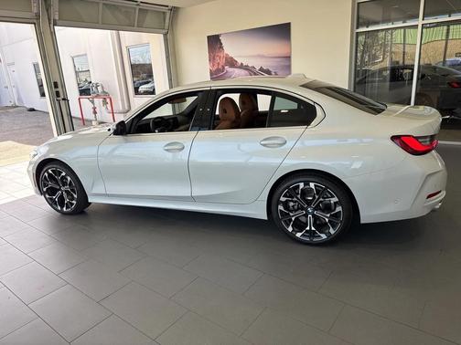 2025 BMW 330 330i xDrive