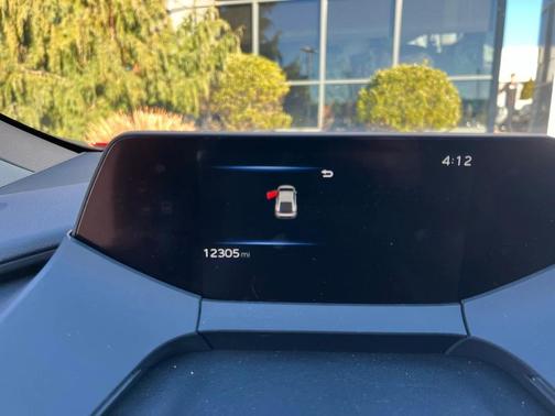 2025 Toyota Prius XLE