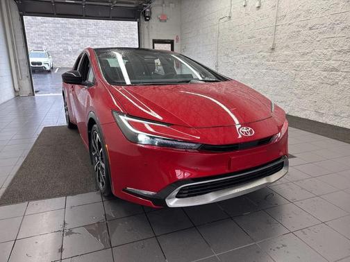 2026 Toyota Prius Plug-In Hybrid XSE Premium