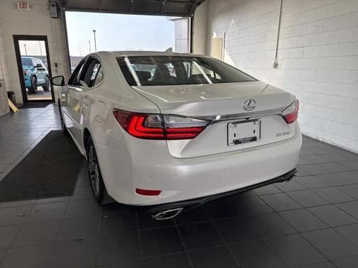 2018 Lexus ES 350 Base