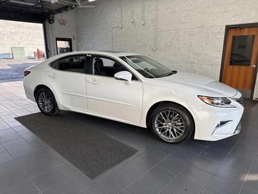 2018 Lexus ES 350 Base