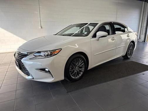 2018 Lexus ES 350 Base