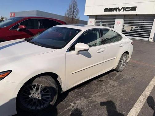 2018 Lexus ES 350 Base