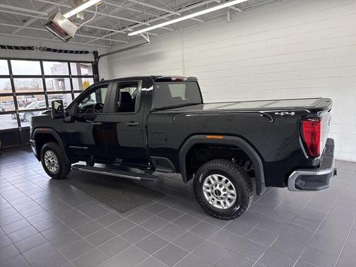 2022 GMC Sierra 2500 Pro