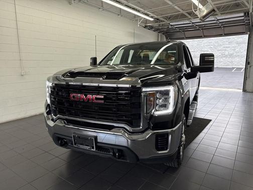 2022 GMC Sierra 2500 Pro