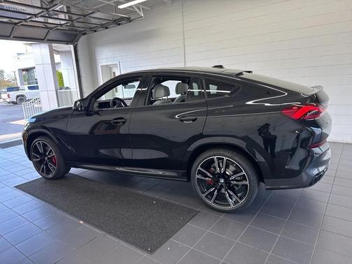 2026 BMW X6 M60i