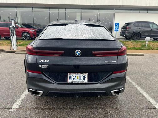 Carbon Black Metallic 2024 BMW X6 xDrive40i
