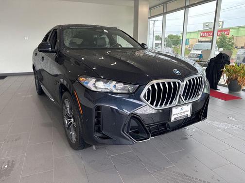 Carbon Black Metallic 2024 BMW X6 xDrive40i