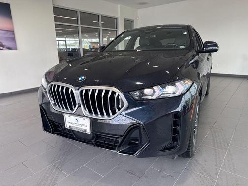Carbon Black Metallic 2024 BMW X6 xDrive40i