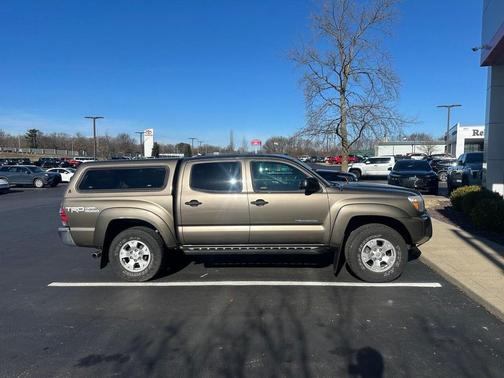 2015 Toyota Tacoma Base