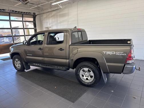 2015 Toyota Tacoma Base