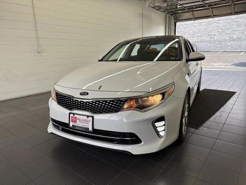 2018 Kia Optima S