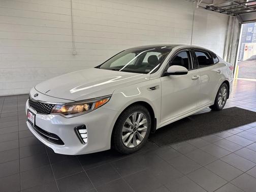 2018 Kia Optima S