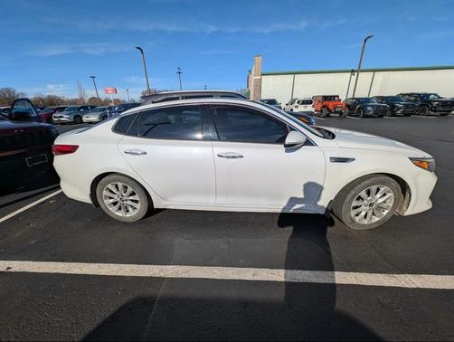 2018 Kia Optima S