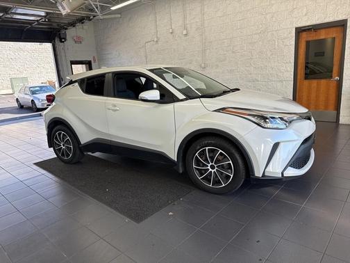 2020 Toyota C-HR LE