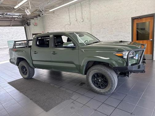 2022 Toyota Tacoma TRD Sport