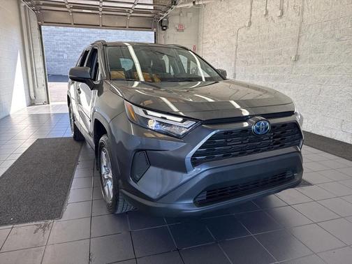 2023 Toyota RAV4 Hybrid XLE