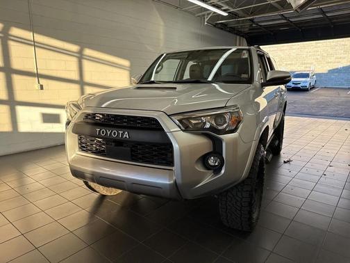 2022 Toyota 4Runner TRD Off Road Premium