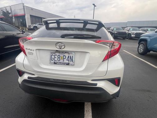 2018 Toyota C-HR XLE Premium