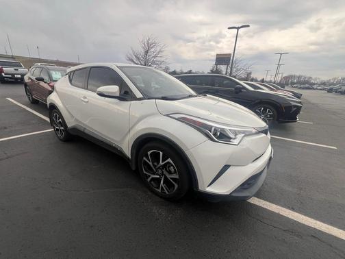 2018 Toyota C-HR XLE Premium