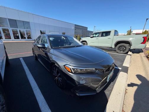 2023 Honda Civic EX-L