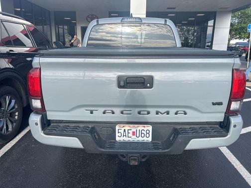 Cement 2019 Toyota Tacoma TRD Sport