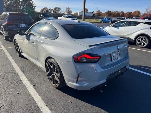 2025 BMW M240 i xDrive