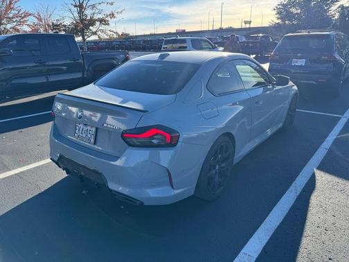 2025 BMW M240 i xDrive