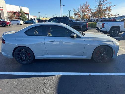 2025 BMW M240 i xDrive