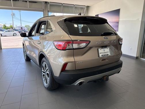 Desert Gold Metallic 2020 Ford Escape SEL