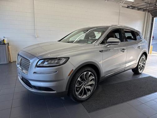 2021 Lincoln Nautilus Reserve