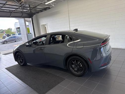 2024 Toyota Prius LE
