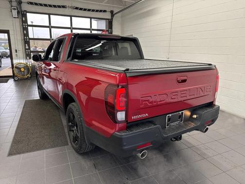 2025 Honda Ridgeline Black