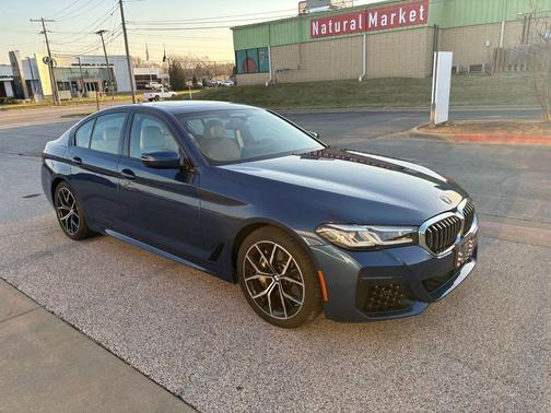Blue Metallic 2023 BMW 540 i xDrive