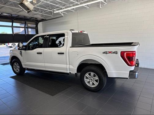 Oxford White 2022 Ford F-150 XLT