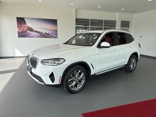 2023 BMW X3 xDrive30i