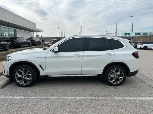 2023 BMW X3 xDrive30i