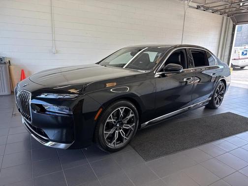2024 BMW i7 eDrive50