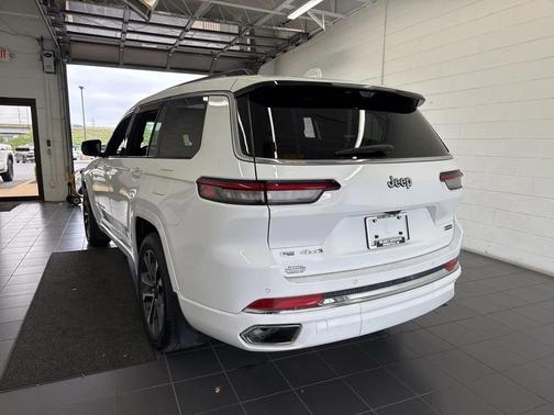 2022 Jeep Grand Cherokee L Overland