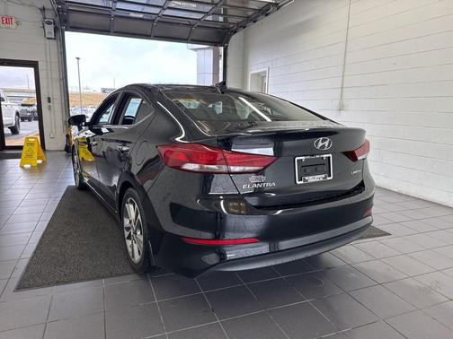 2017 Hyundai ELANTRA Limited