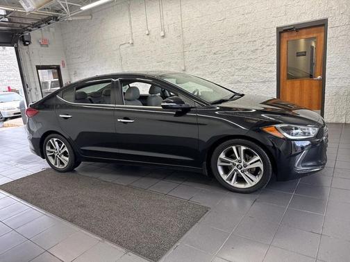 2017 Hyundai ELANTRA Limited