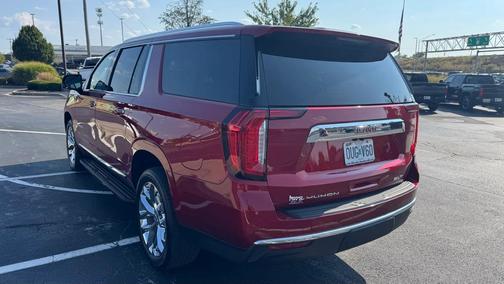 2023 GMC Yukon XL SLT
